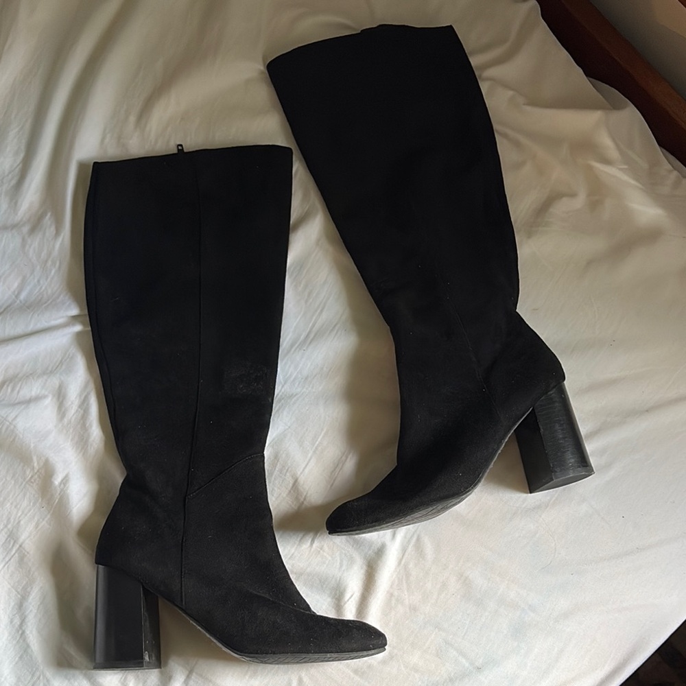 Elegant Black Knee-High Women's Boots